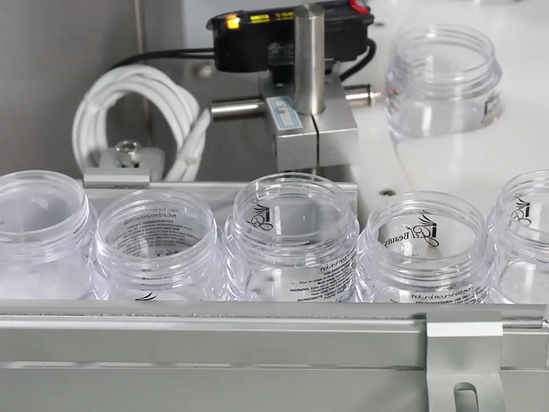 自动化装备分类及应用领域探析