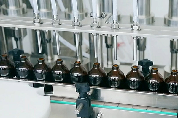 液体灌装机装备的概述与应用
