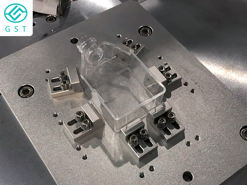 作育瓶超声波焊接机助力作育瓶生产迈向高质量制造